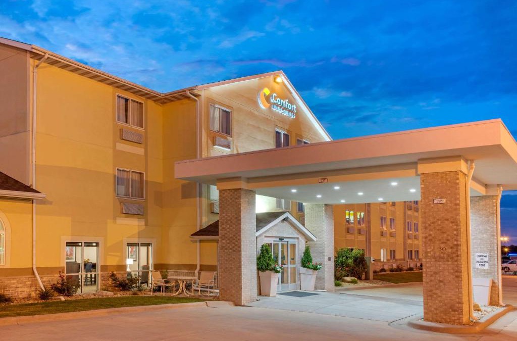 Lincoln Hotel | Comfort Inn & Suites near Route 66