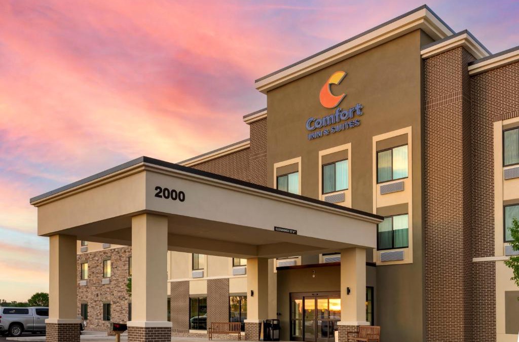 Mankato Hotel | Comfort Inn & Suites North Mankato