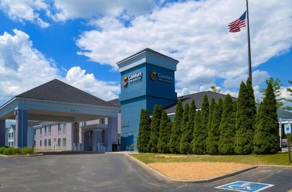 Village of Germantown Hotel | Comfort Inn & Suites NW Milwaukee