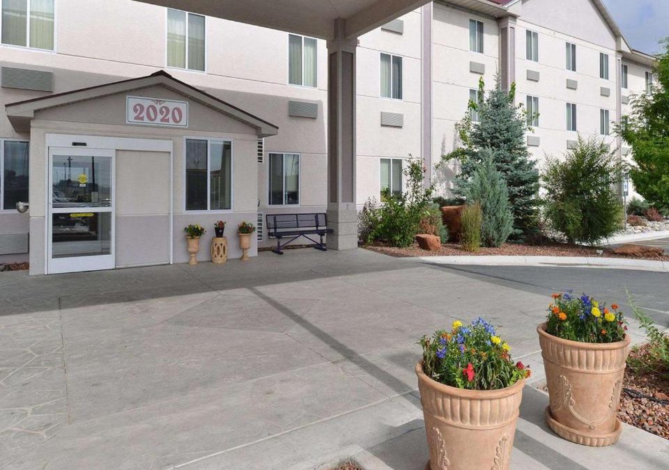Riverton Hotel | Comfort Inn & Suites Riverton