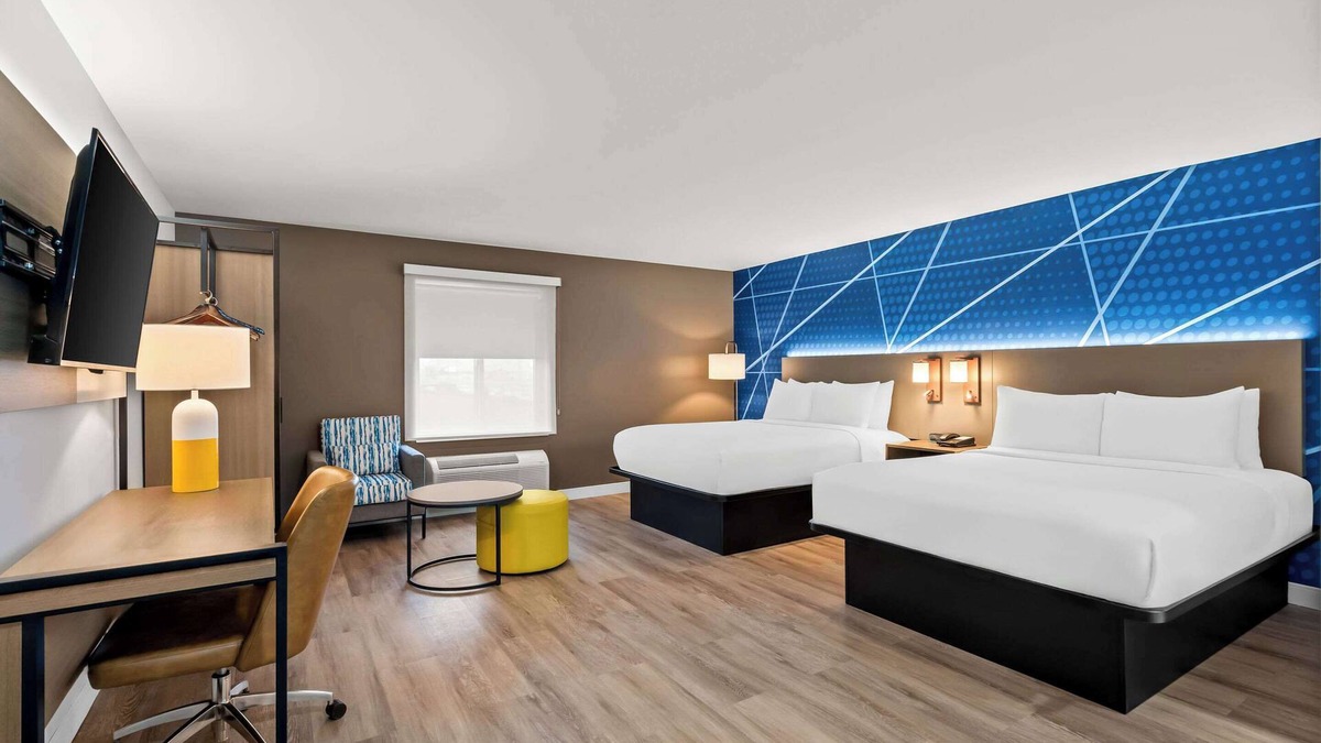 South Salt Lake Hotel | Comfort Inn & Suites Salt Lake City I-80 I-15 Downtown