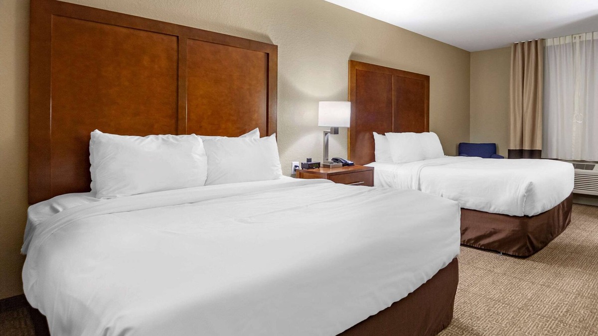 Sidney Hotel | Comfort Inn & Suites Sidney I-80
