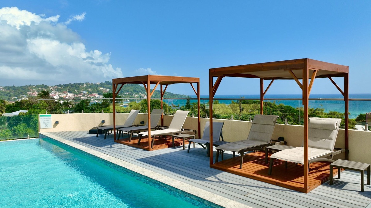 Lower Scarborough Hotel | Comfort Inn & Suites Tobago