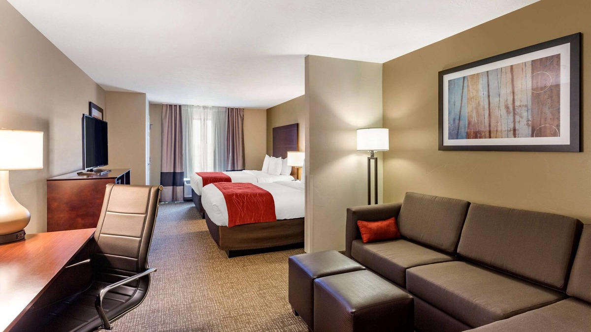 Lake Point Hotel | Comfort Inn & Suites Tooele - Salt Lake City