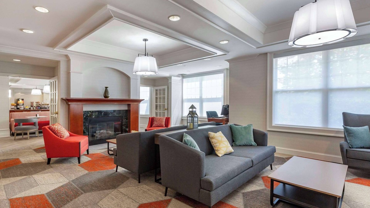 Hadley Hotel | Comfort Inn & Suites