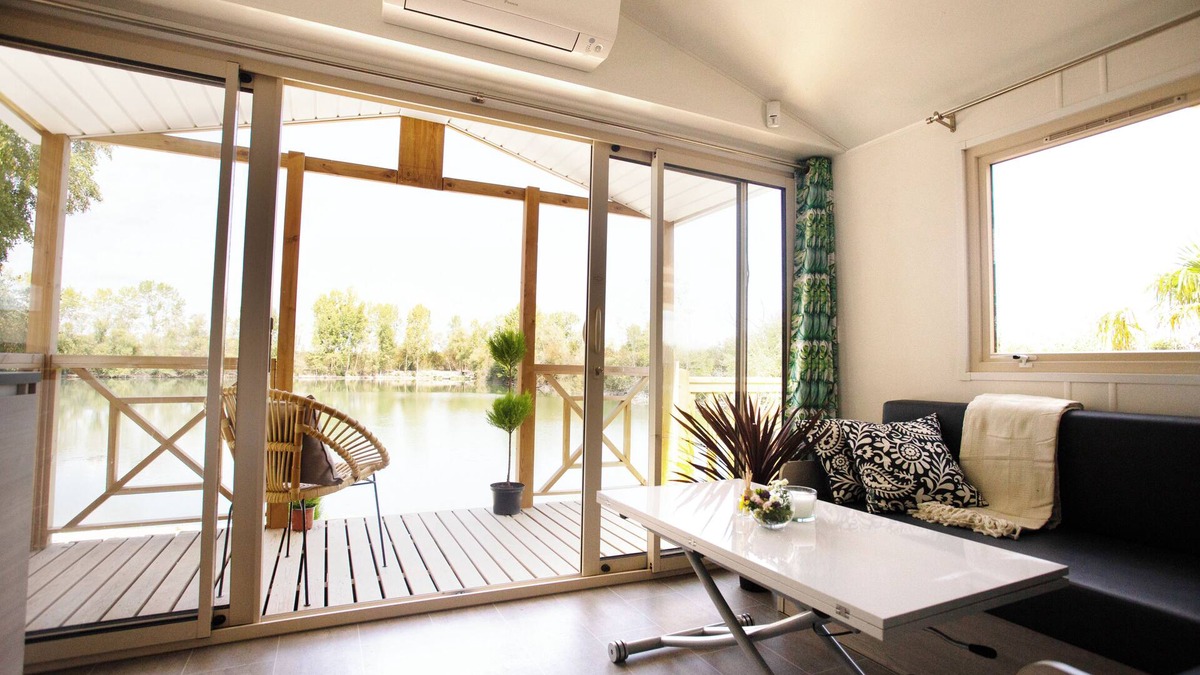 Gravon House | Comfort lodge on the water (5 people)