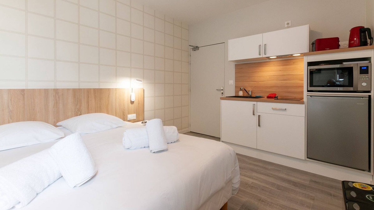 Malicorne-sur-Sarthe Apartment | comfort studio 2 pers