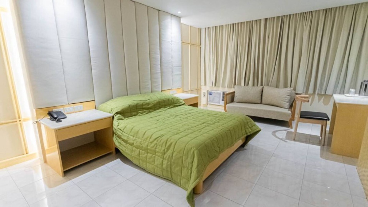 Downtown Tacloban Apartment | Comfort Studio in Tacloban near Heritage Museum