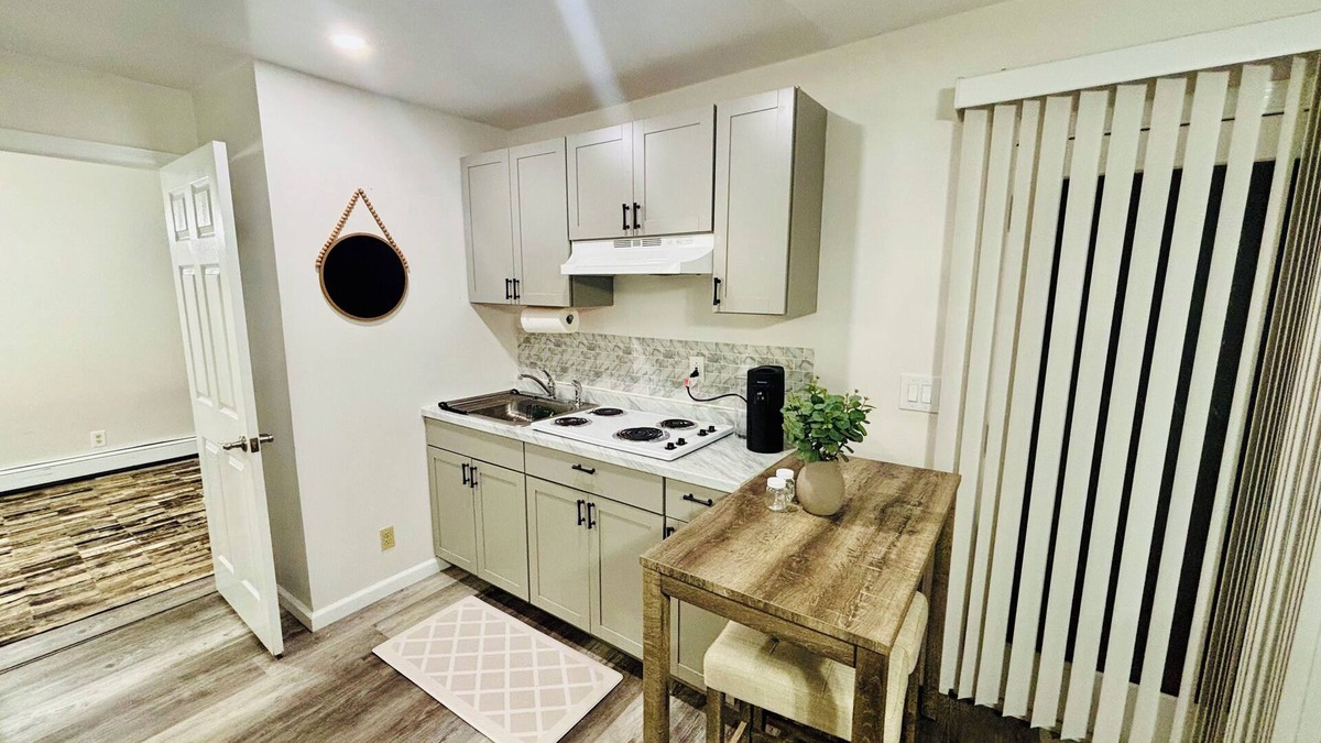 Bay Shore Apartment | Comfort Suite in charming Bay Shore