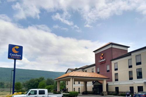 Altoona Hotel | Comfort Suites Altoona North