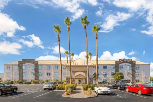 Tucson Hotel | Comfort Suites at Tucson Mall