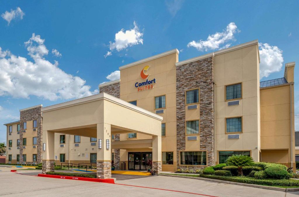 Baytown Hotel | Comfort Suites Baytown I - 10