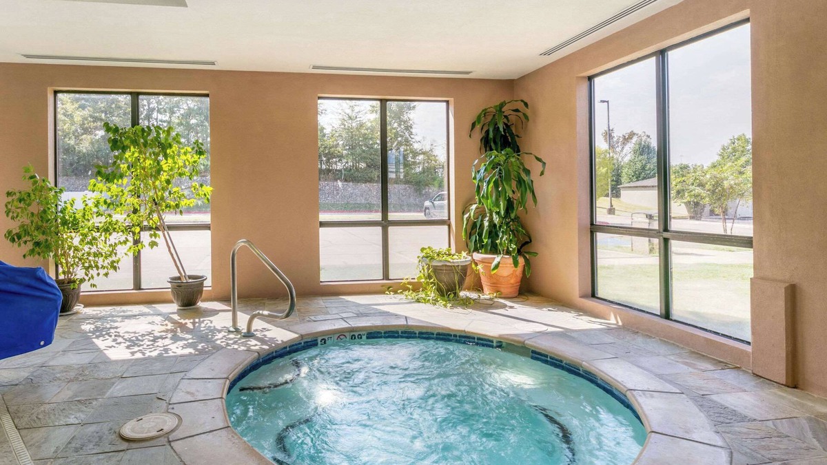 Forrest City Hotel | Comfort Suites Forrest City