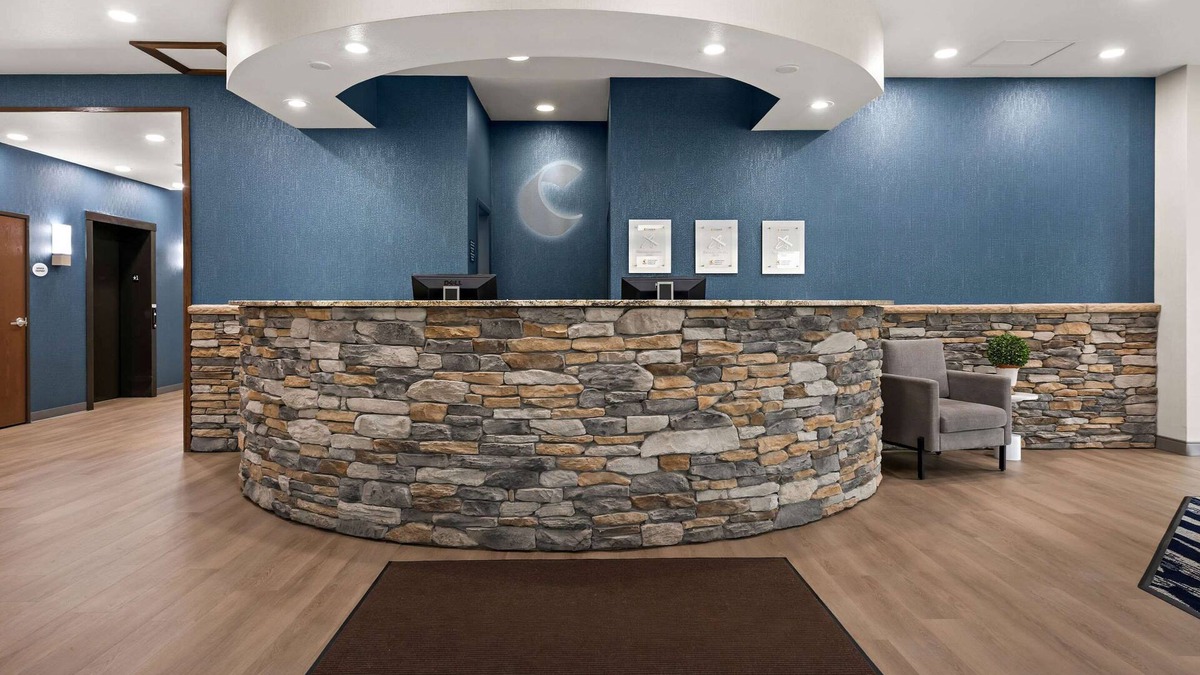 Hudson Hotel | Comfort Suites Hudson I-94