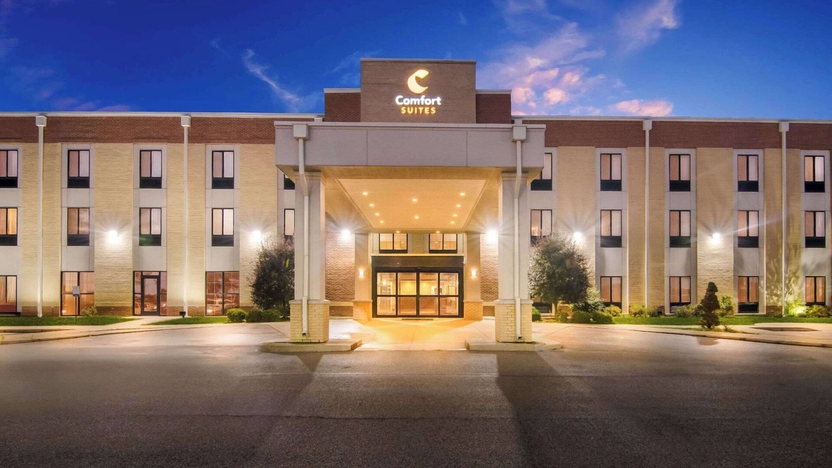 Rensselaer Hotel | Comfort Suites Rensselaer near Fair Oaks