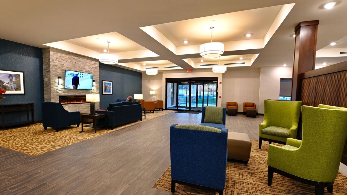 Newnan Hotel | Comfort Suites