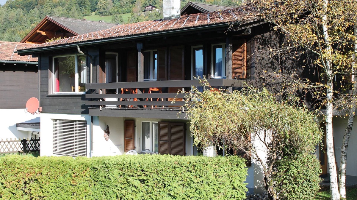 Brienz Apartment | Comfort vacation apartment on the foot of the Rothorn in sunny, quiet location