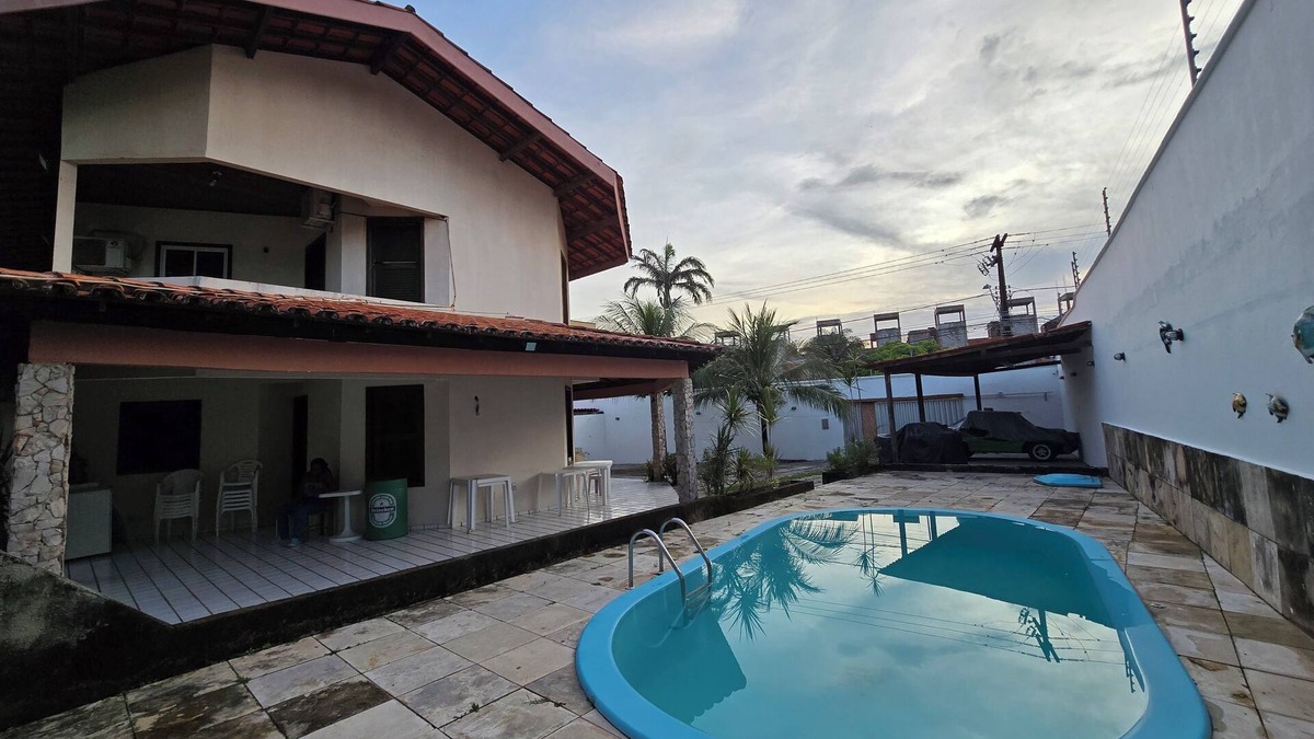 Olho D'agua House | Comfortable duplex house 300 meters from the sea and Avenida dos Holandeses.