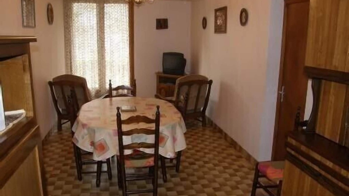 Sainte-Enimie Apartment | Comfortable cottage - view on Tarn