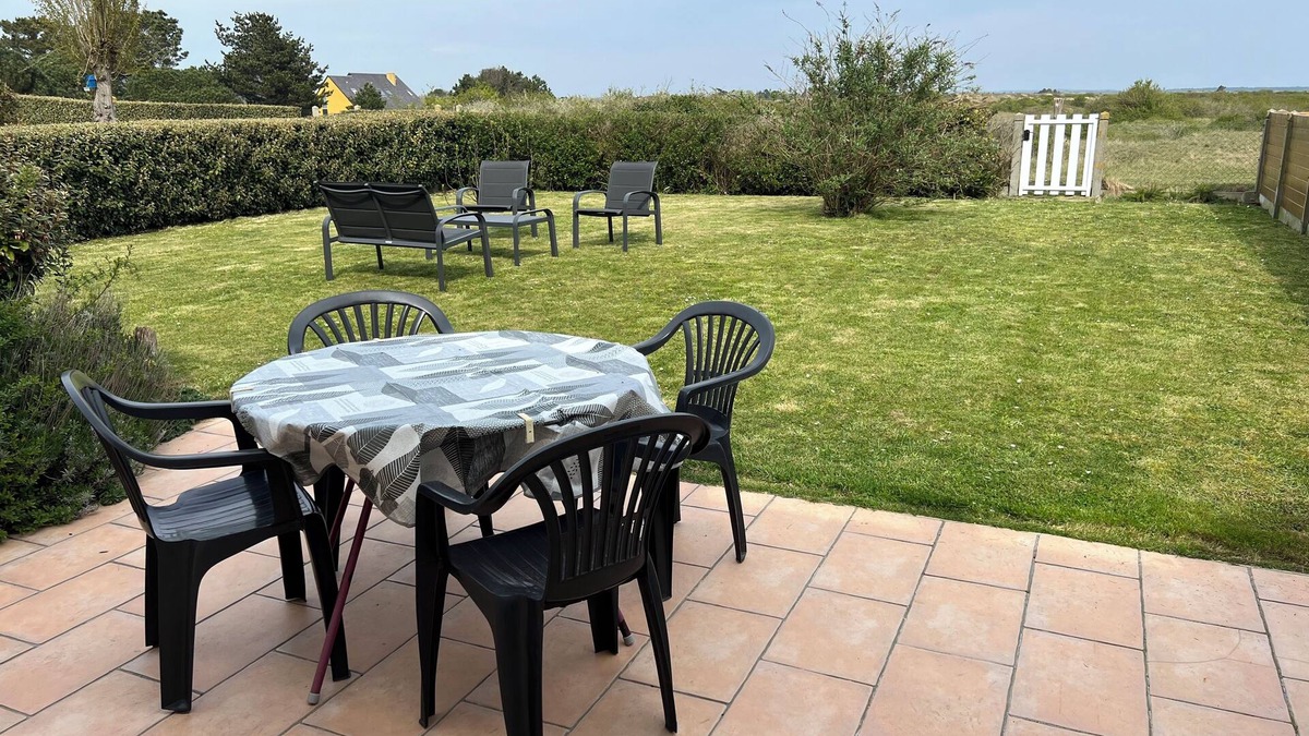 Saint-Germain-sur-Ay House | Comfortable house, 400m from the beach
