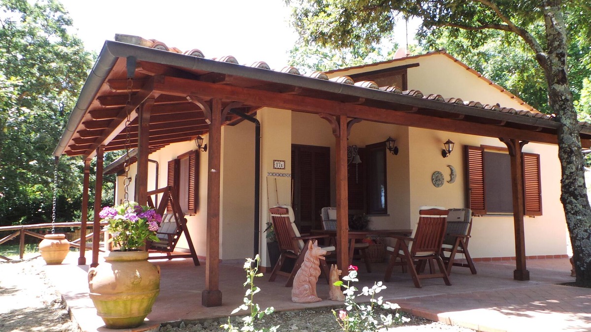 Monteverdi Marittimo House | Comfortable cozy and relaxing Sun and Moon cottage for 6 people