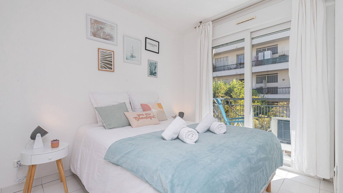Gambetta Apartment | Comfortable 1 Bdr Downtown - AC & Parking