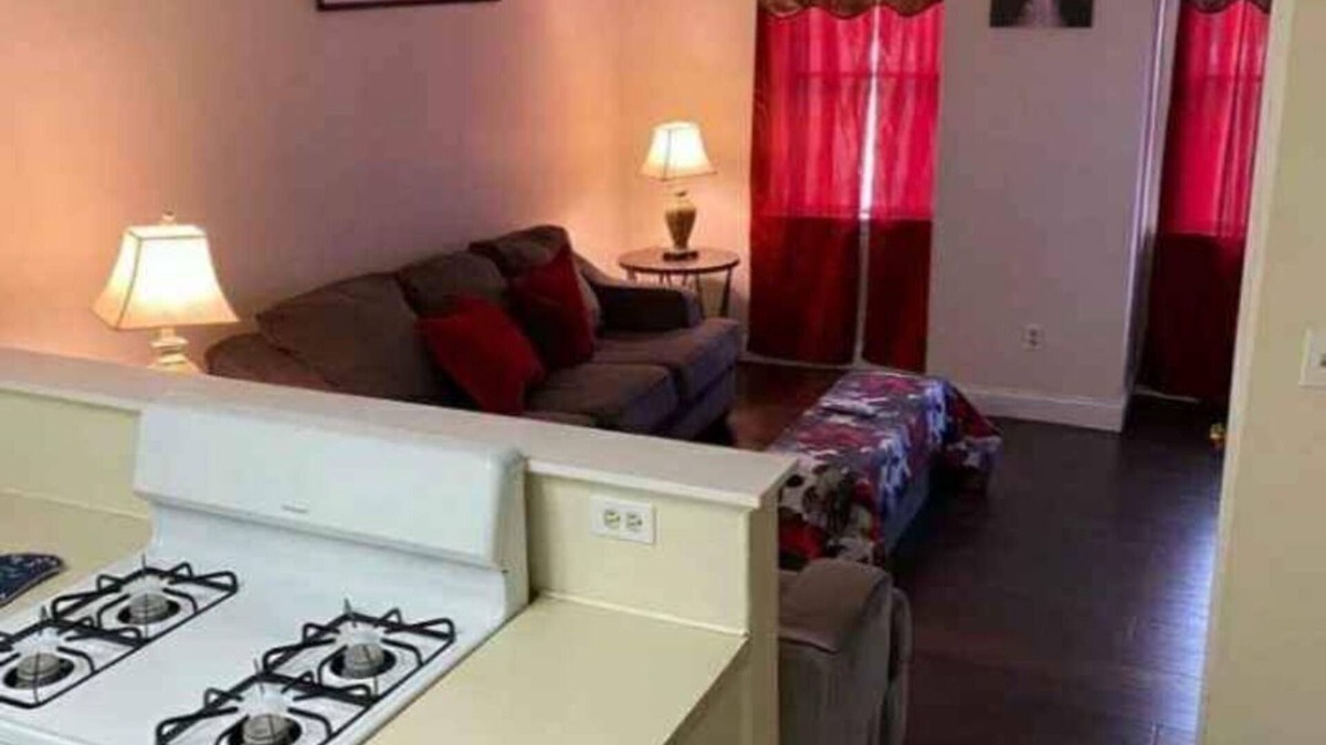 Beverly Apartment | Comfortable 1 bedroom central located near Salem, ma
