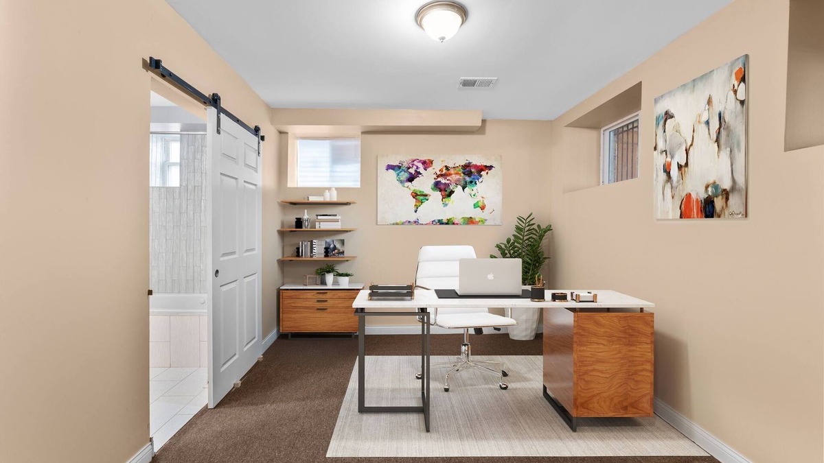Grand Boulevard Apartment | Comfortable 2-bedroom apartment in phenomenal Chicago