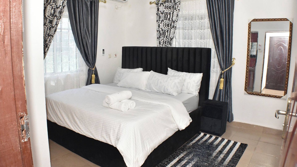 Okpanam Apartment | Comfortable 3 bedroom apartment in Asaba