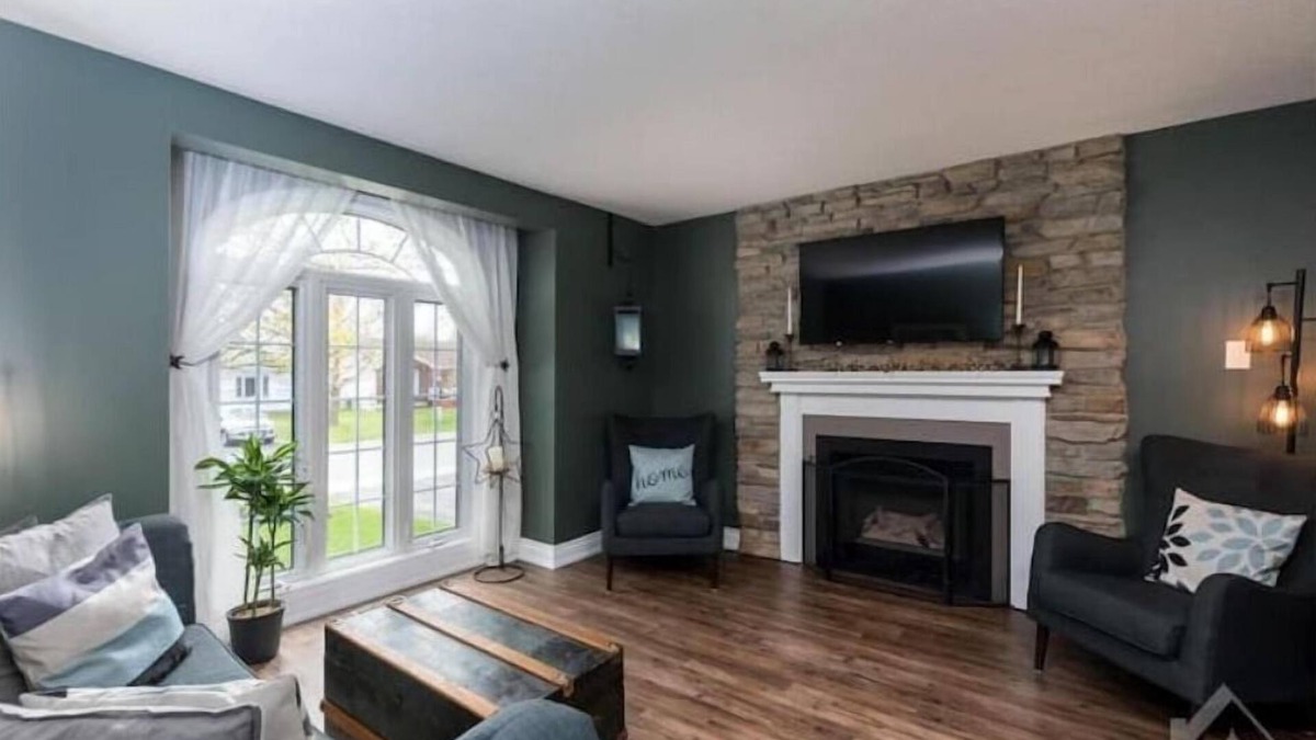 Arnprior House | Comfortable 3bed home in the Ottawa Valley