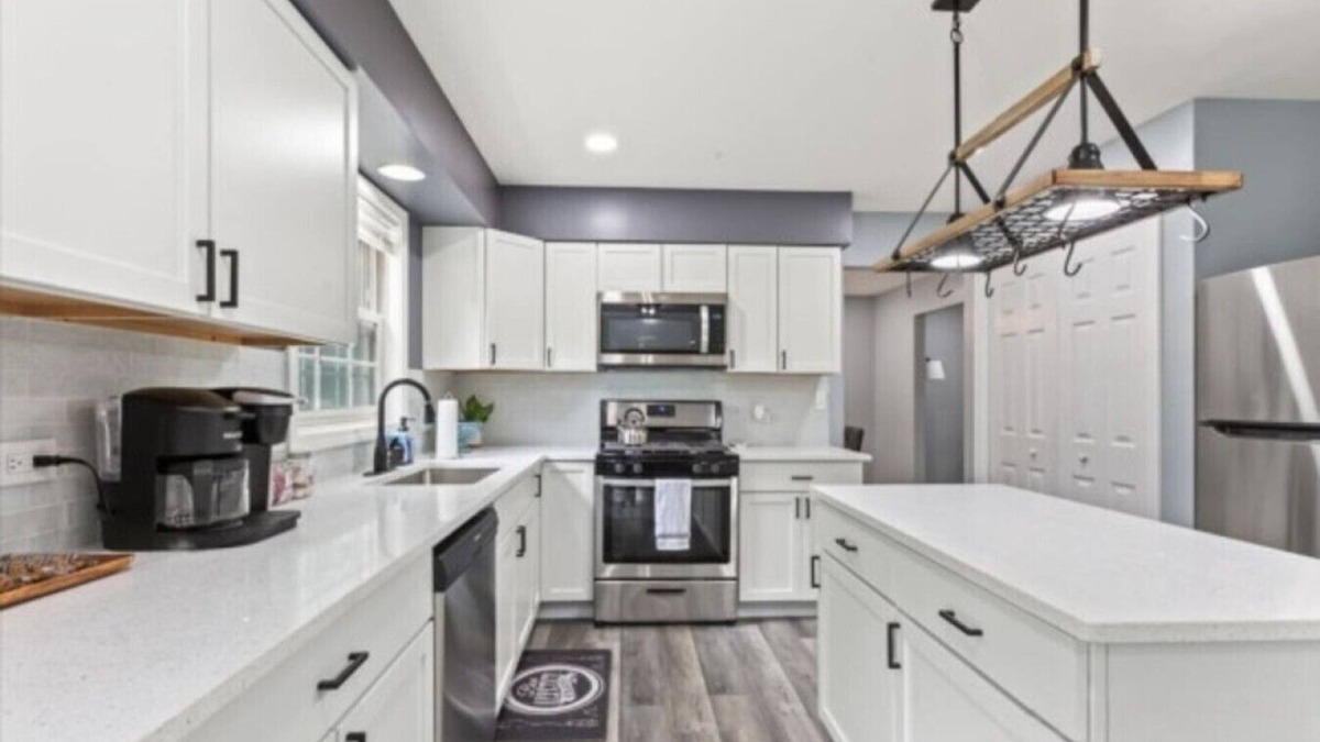 Antioch House | Comfortable 4-Bedroom Retreat in the Heart of Antioch