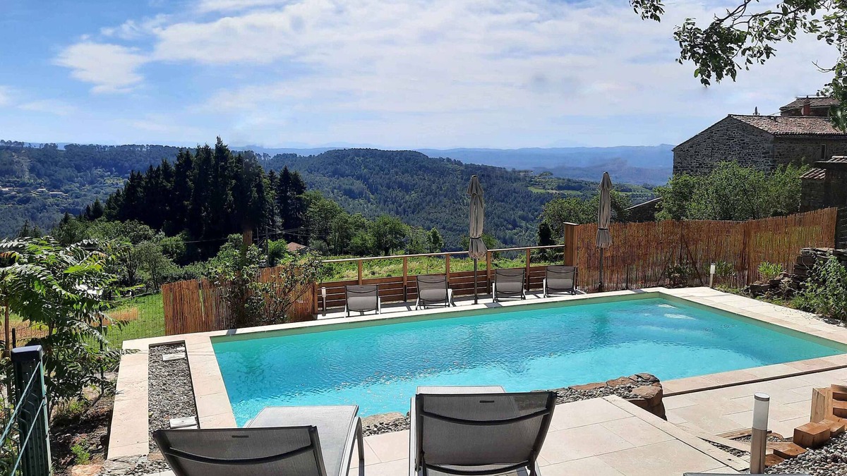 Chassiers House | Comfortable 4* South-Ardèche house, airco, heated pool, panoramic view