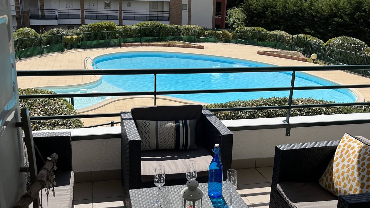 Pornic Apartment | Comfortable 42 m2 apartment for 4 people, walking distance to the beach .