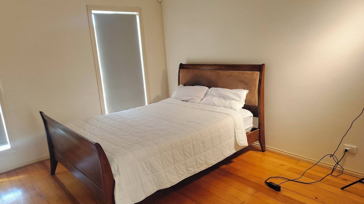 Point Cook House | Comfortable 5 Bedroom House Point Cook