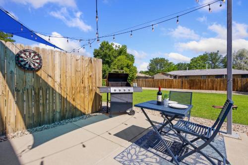 Loveland House | Comfortable Abode Near Historic Downtown