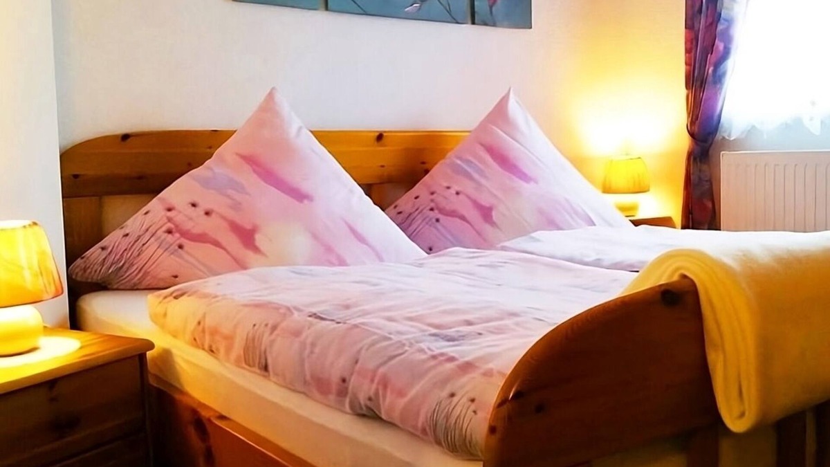 Zweibruecken Apartment | Comfortable accommodation near Style Outlet - shopping just 5 minutes away
