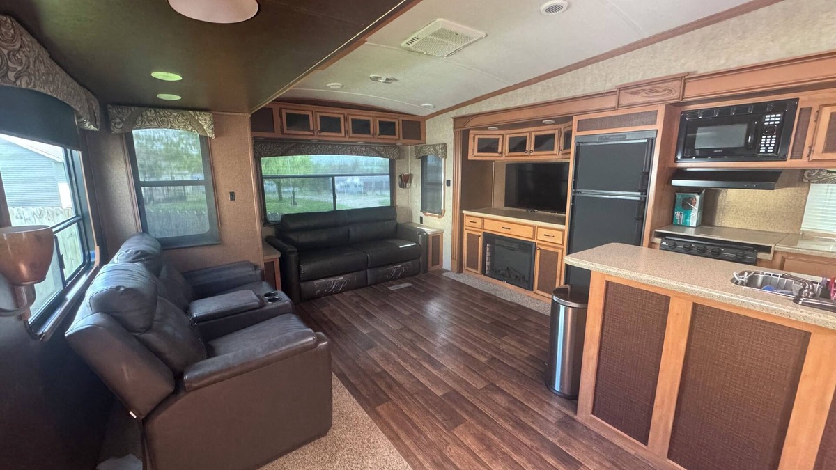Moravia House | Comfortable Accommodations Near Rathbun Lake