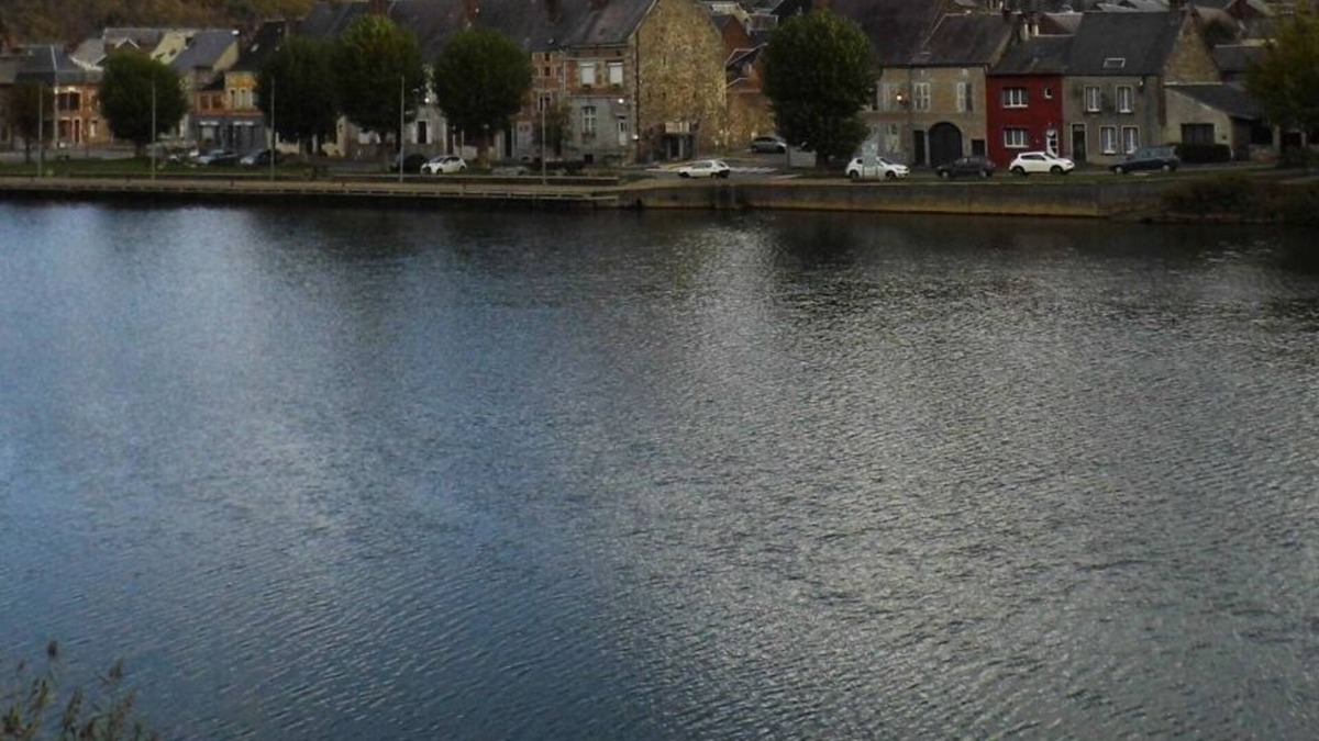 Fumay House | Comfortable and cool cottage made of local stone near the Meuse and the greenway
