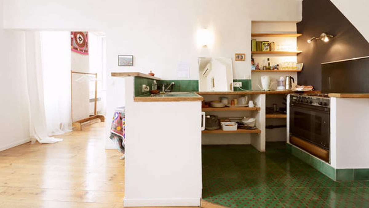 Notre-Dame du Mont Apartment | Comfortable and cozy air-conditioned Loft in the neighborhoods creators