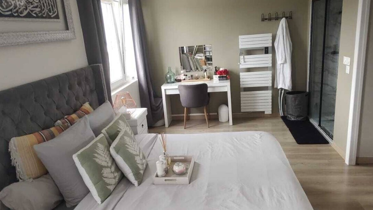 Douai House | Comfortable and ideally located house, perfect for family stays.