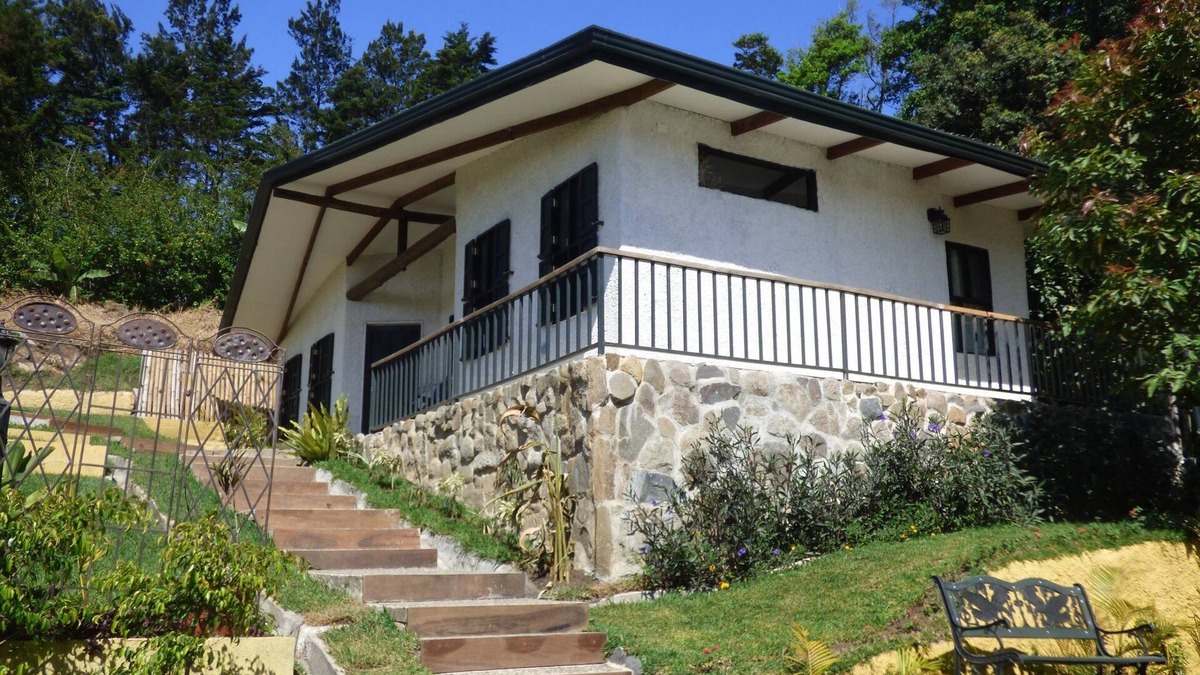 Sierra House | Comfortable and Peaceful stay in Monteverde