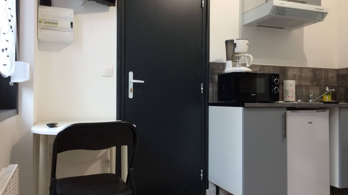 Valenciennes Apartment | Comfortable and practical studio