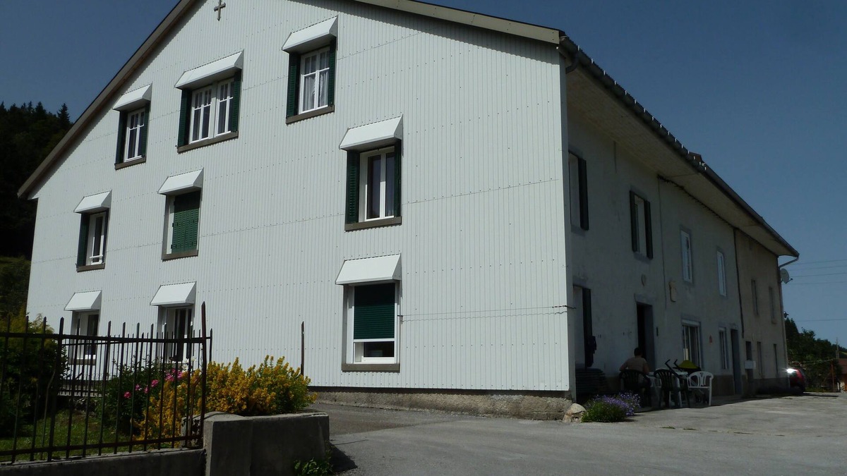 Bois-d'Amont Apartment | COMFORTABLE AND SPACIOUS APARTMENT
