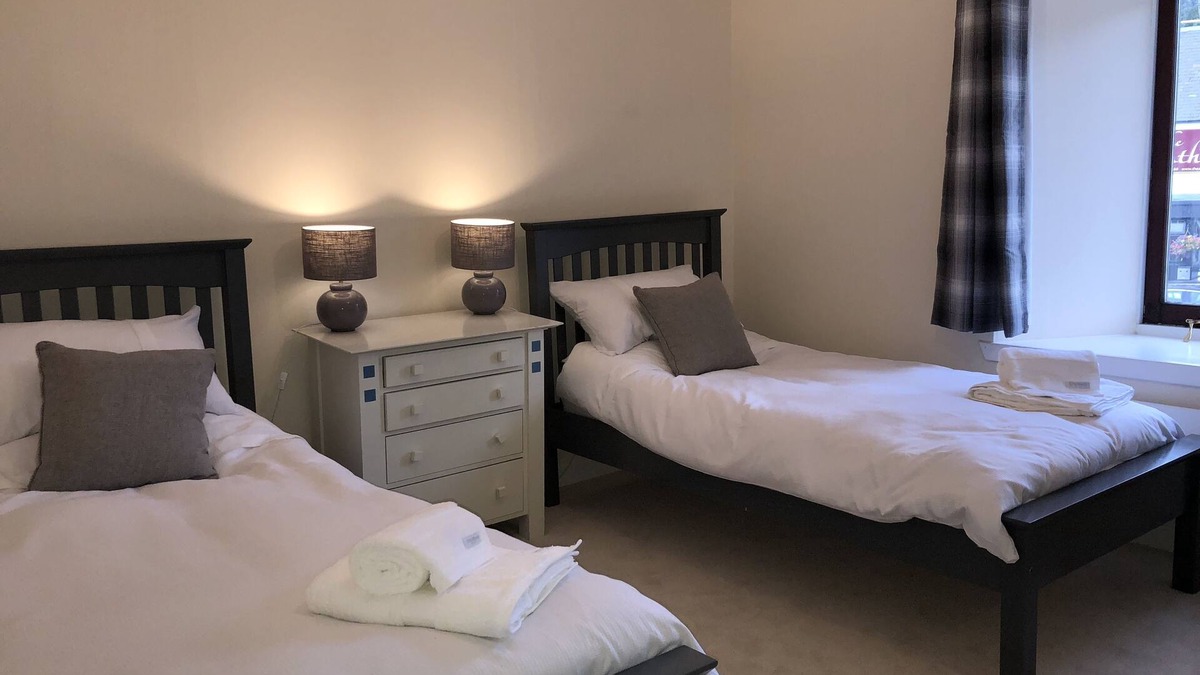Murthly Apartment | Comfortable and Spacious Perthshire Stay