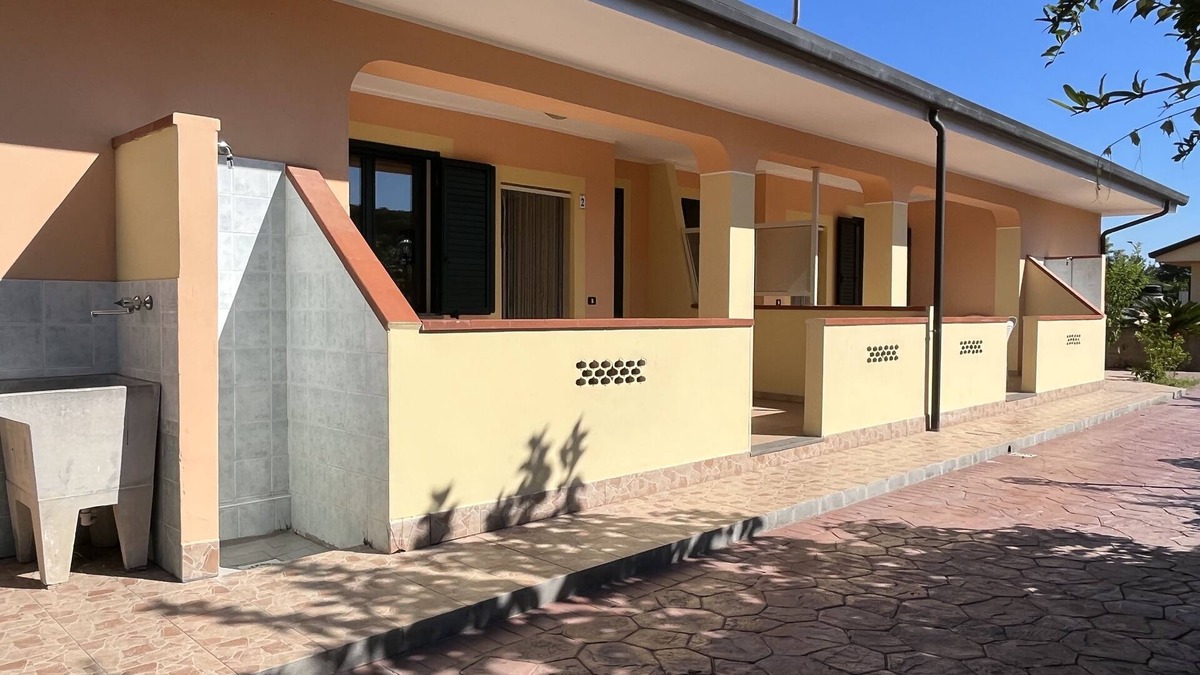 Cropani Marina Apartment | Comfortable Apartment with Beach Service Included