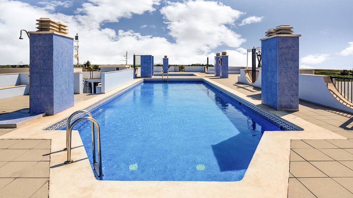 L'Eucaliptus Apartment | Comfortable Apartment in L'Eucaliptus with Swimming Pool