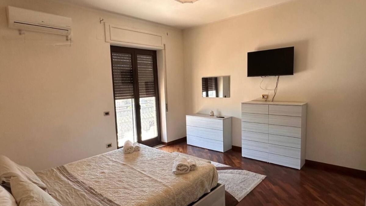 Casamarciano Apartment | Comfortable apartment with kitchen and terrace for groups of friends and families