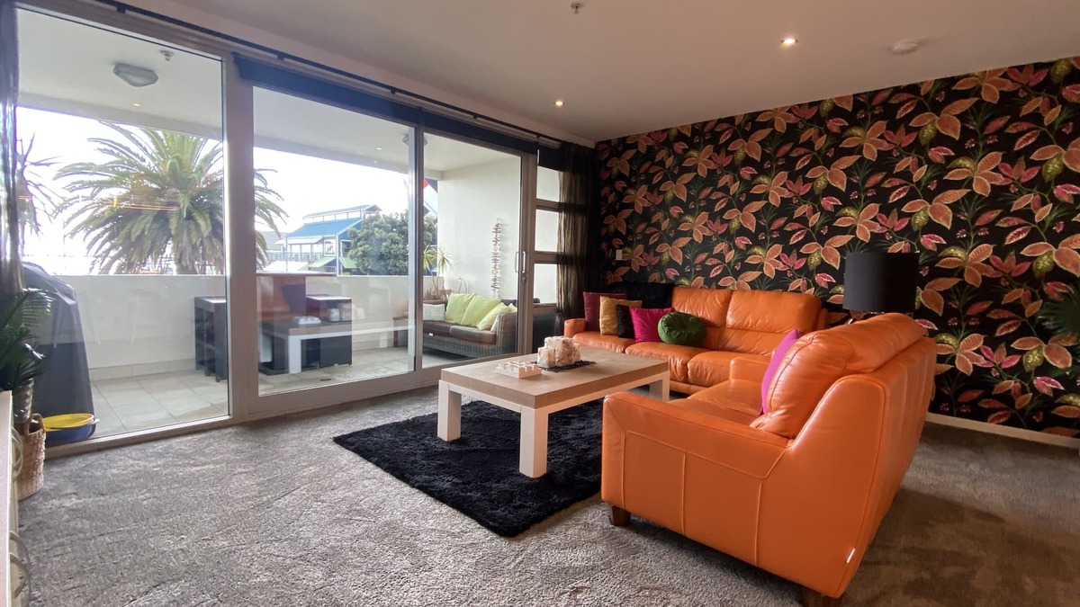 Stepneyville Apartment | Comfortable Apartment with Sea Views.