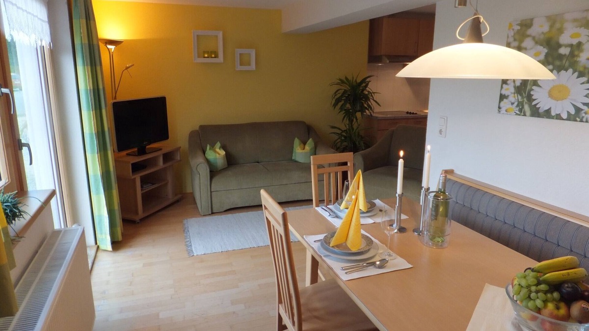 Schroecken Apartment | Comfortable apartment with terrace, sunbathing area, playground, free Wi-Fi, pets