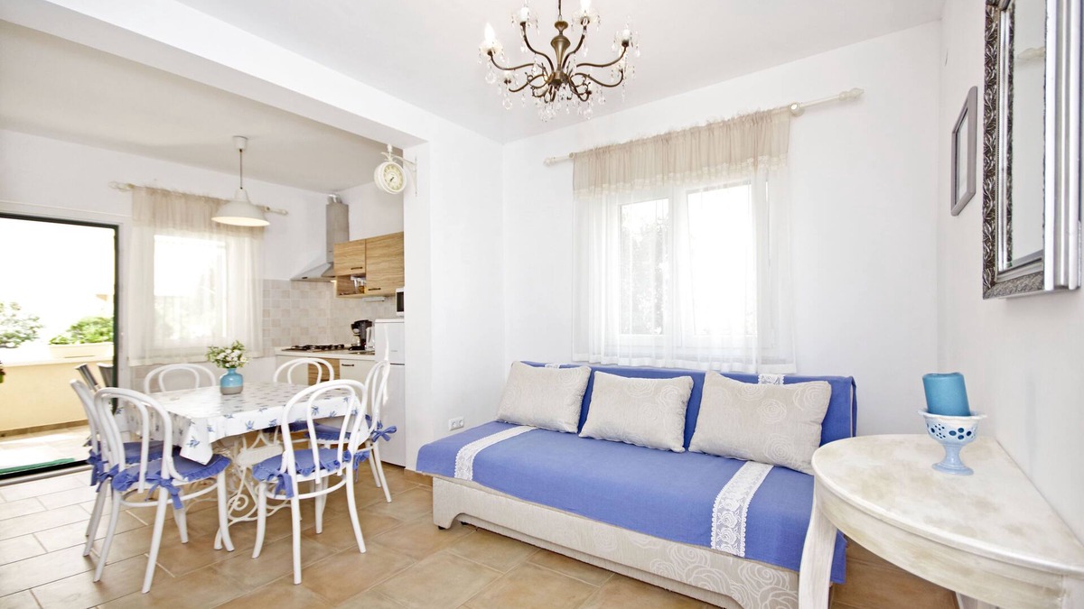 Zaton Apartment | Comfortable apartment in the quiet part of Zaton, near the beach/100 m